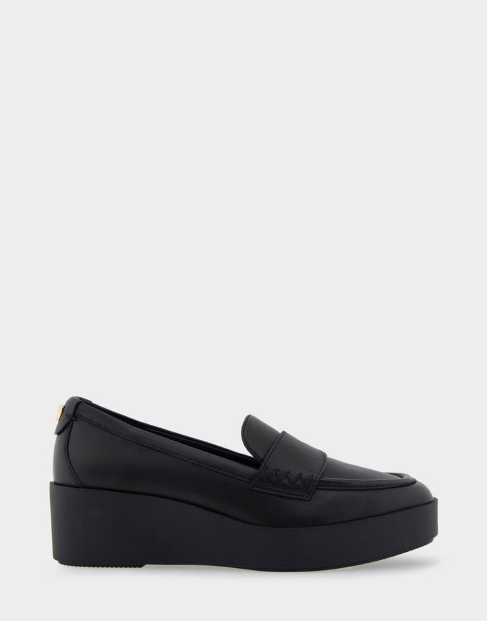 Women's | Cetara Black Genuine Leather Wedge Loafer